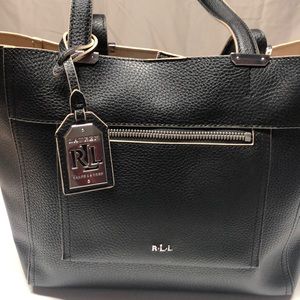 Lauren Ralph Lauren shopper